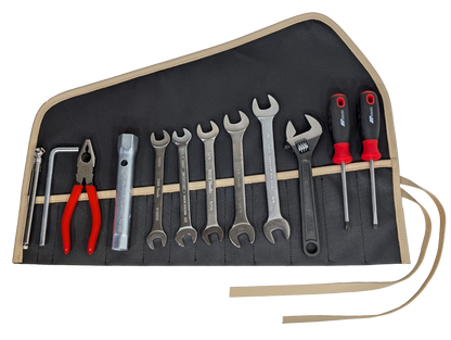 Storage box for centre seat