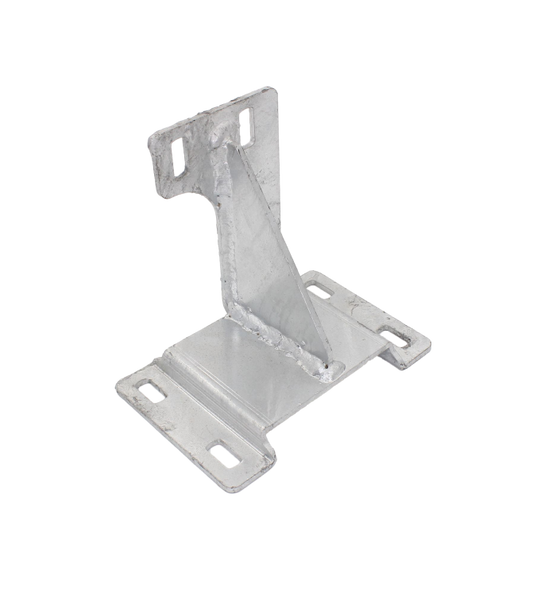 Defender/Perentie tub front mounting bracket with LHS fuel tank fitted